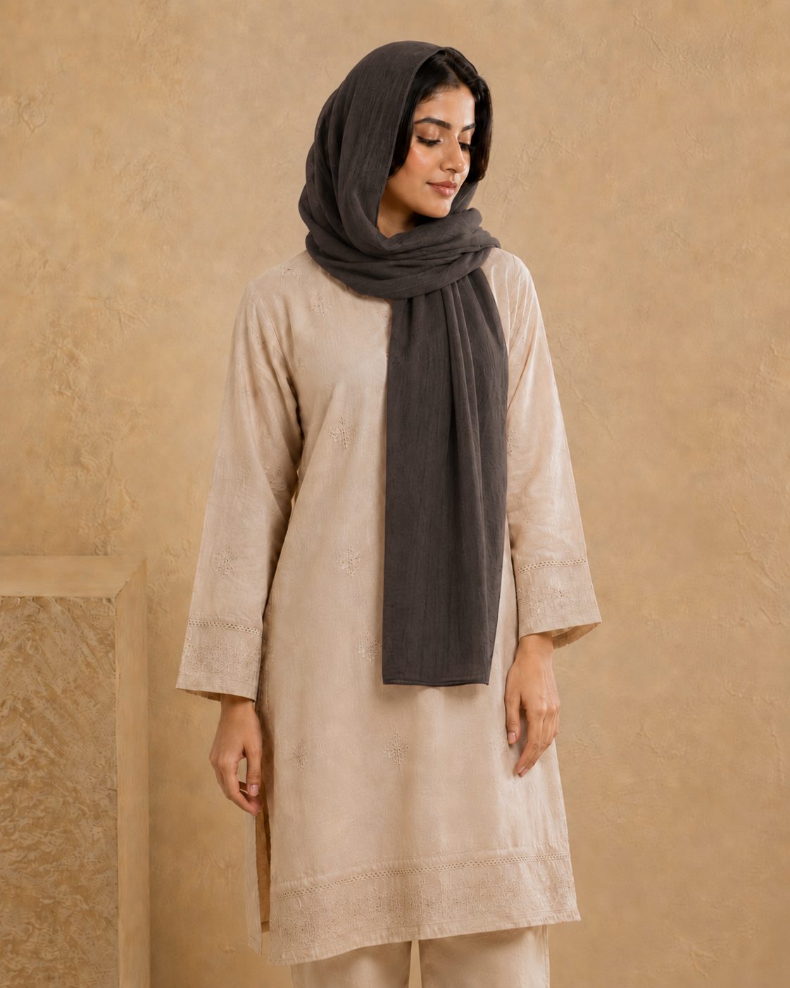 Essential Plain 1 piece lawn Scarf