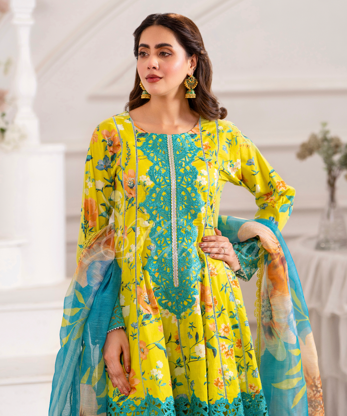 Mehmaan-e-Bahar 3-Piece Set - New Arrival