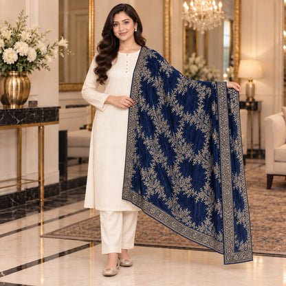 Divine Elegance Staller