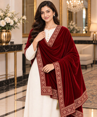Enchanted Aura Embroidery Staller