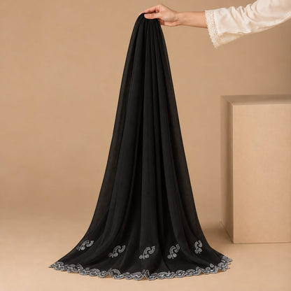 Serene Scallop Stole