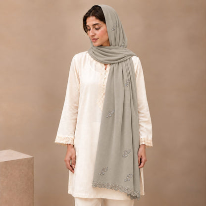 Serene Scallop Stole
