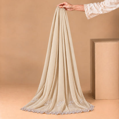 Serene Scallop Stole