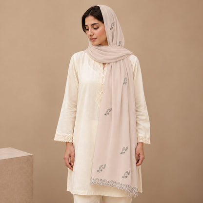 Serene Scallop Stole