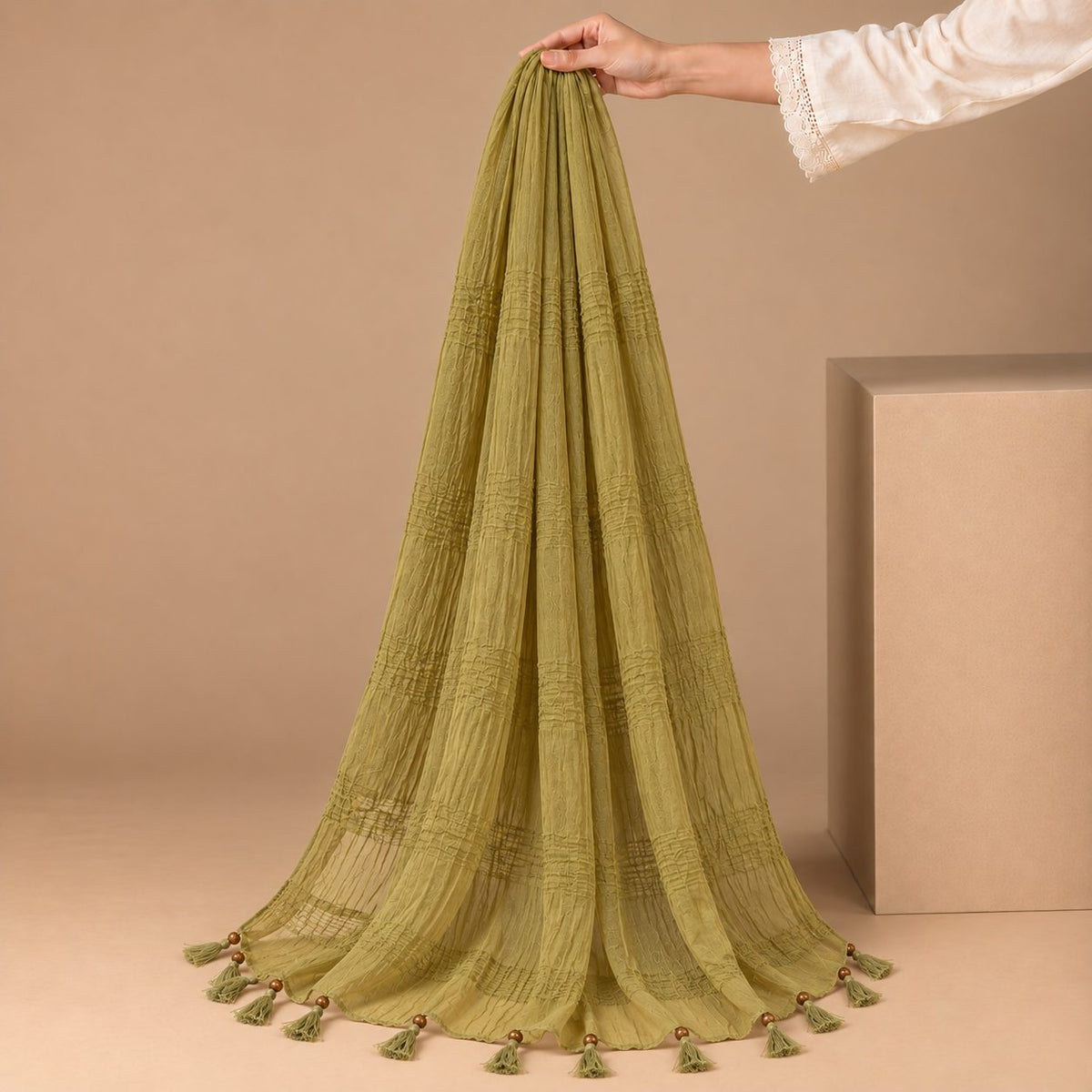 Urban Tassel Textured Stole