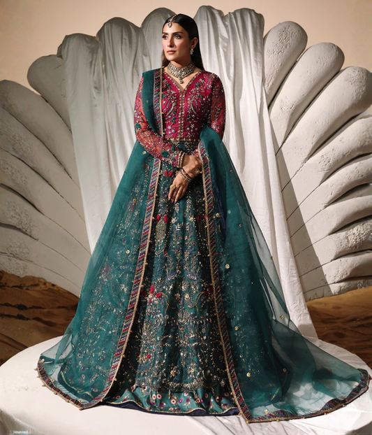 Mehwar-e-Ziya Lehanga set